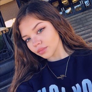 Meet your Posher, Alyssa